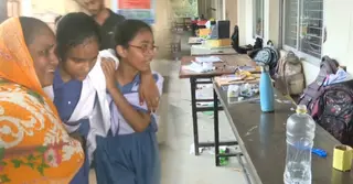 ব্রাহ্মণবাড়িয়ায় বিদ্যালয়ের বিজ্ঞানাগারে আগুন, হুড়োহুড়িতে আহত ২৫ শিক্ষার্থী